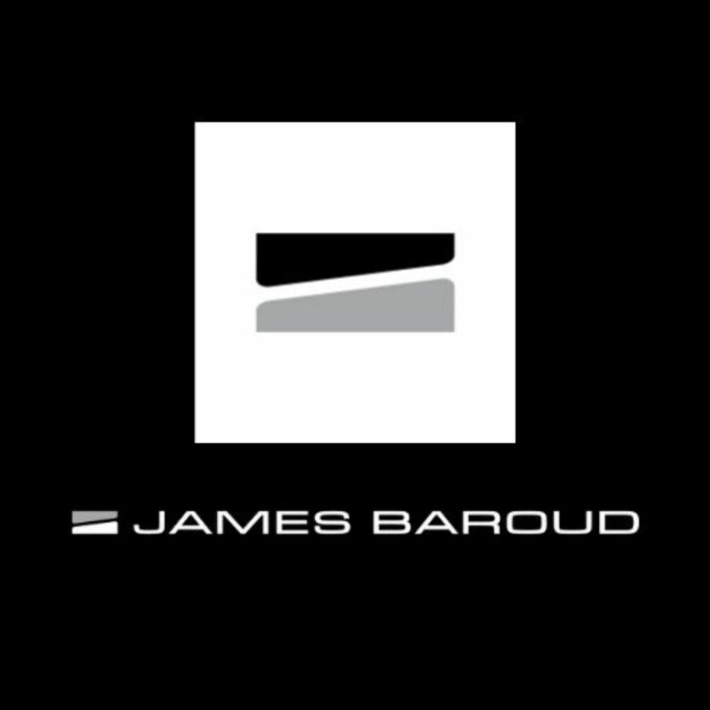 Découvrez nos tentes de toit et auvents haut de gamme James Baroud avec accessoires, appréciées mondialement pour leur design et leur robustesse.