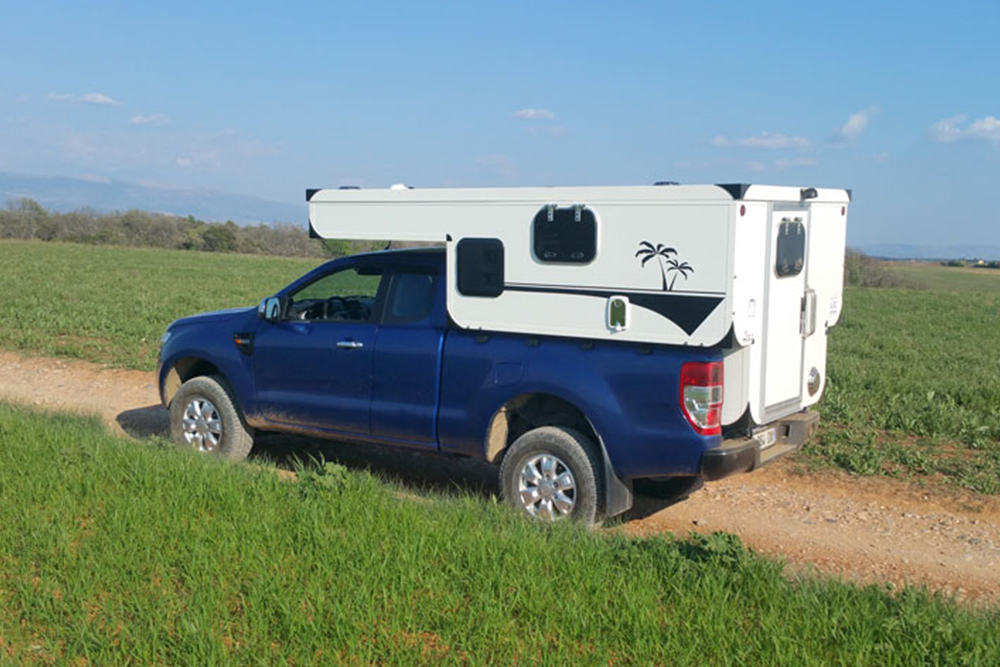 cellules baikal - cellules baikal cottage - salon du tout terrain