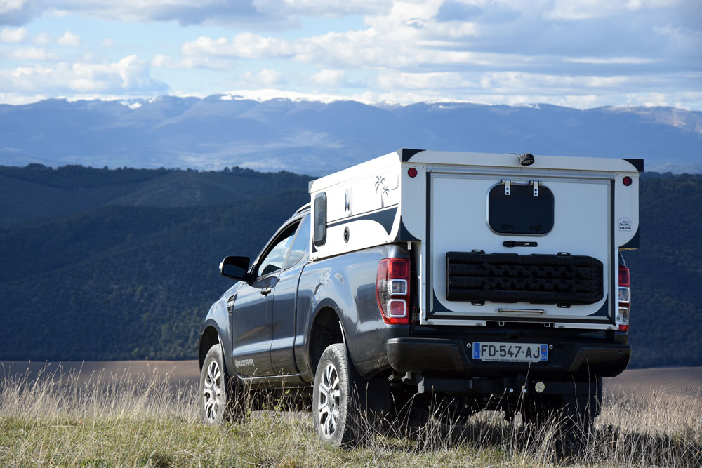 cellules baikal evasion - salon du tout terrain