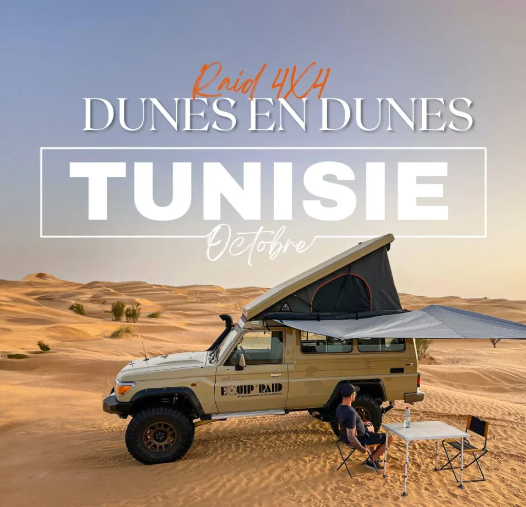 Toyota Land Cruiser équipé d’une tente de toit dans les dunes lors d’un raid 4x4 en Tunisie