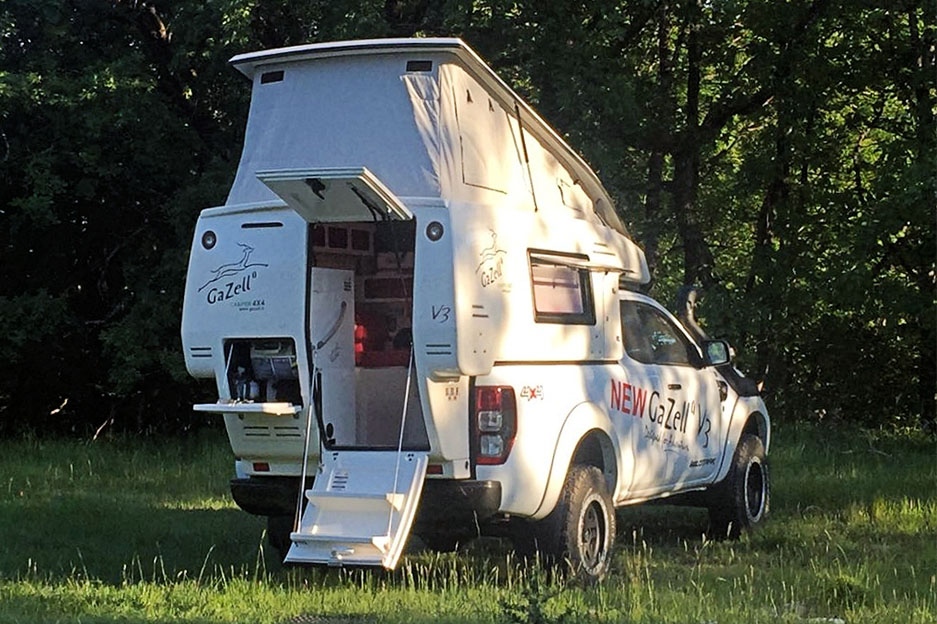 Cellule Gazell V3 installée sur pick-up pour voyage tout-terrain