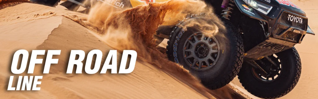 Jantes Evo Corse offroad line sur 4x4 en action dans le sable et terrain difficile